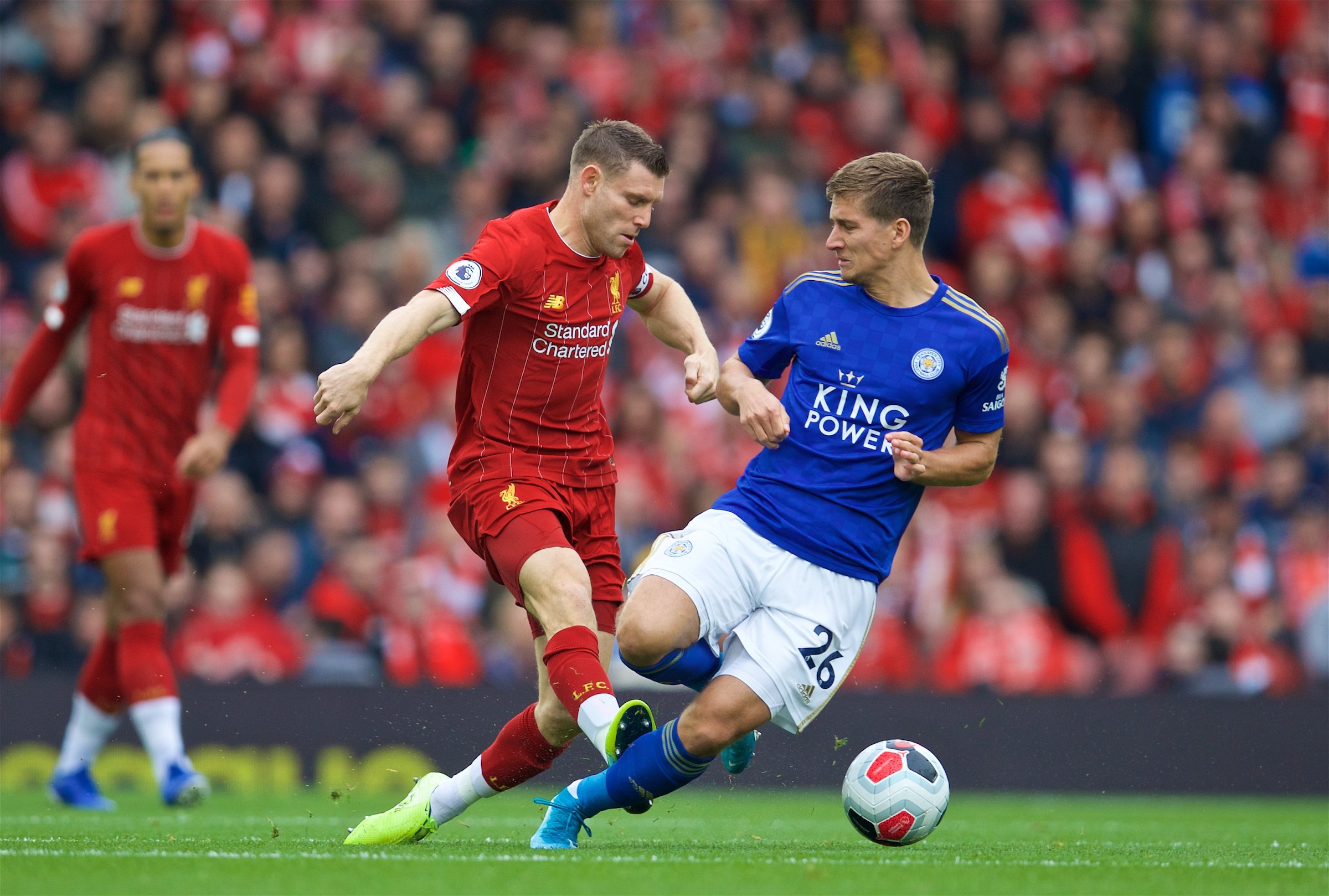 基本围绕着 基本围绕着